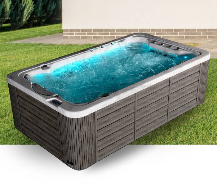 Fossa 3B hot tub